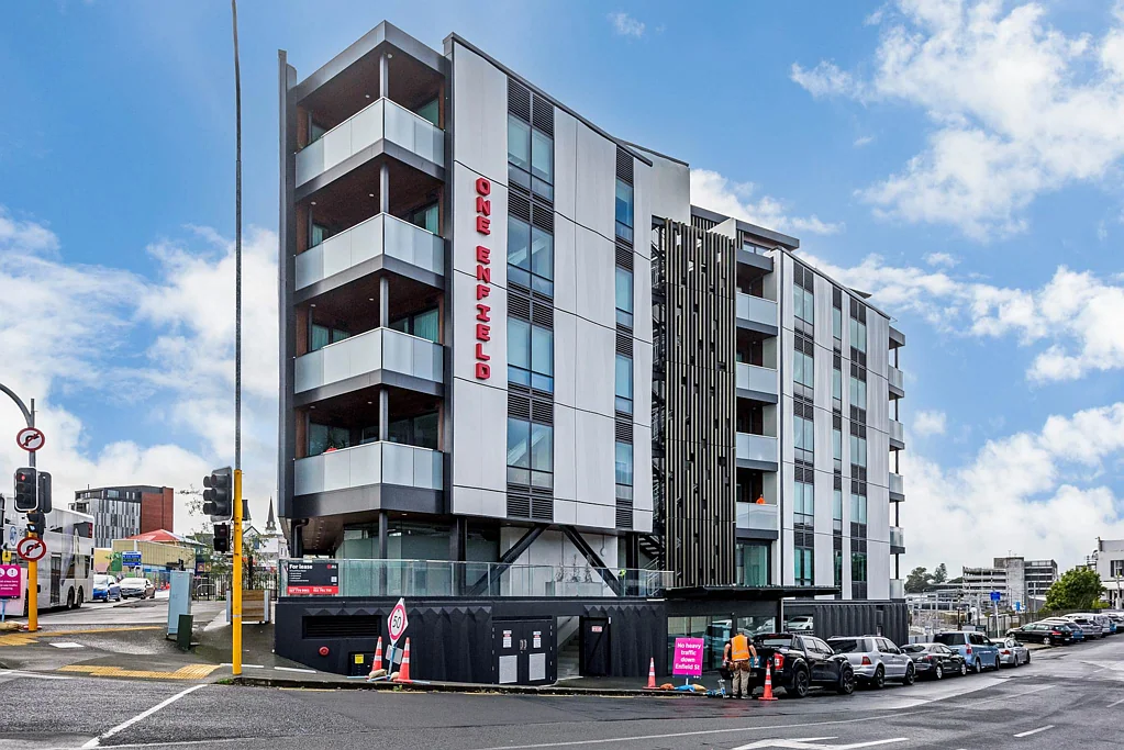 Mount Eden GROUND FLOOR CORNER OFFICE / SHOWROOM
