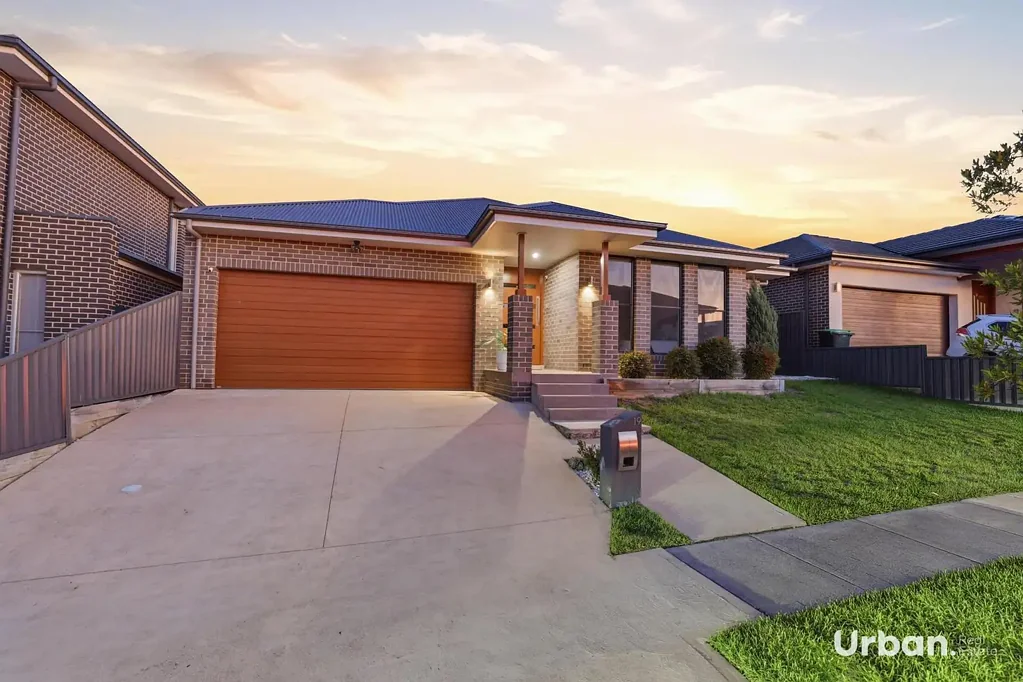 19 Everlasting Street, Denham Court, NSW 2565