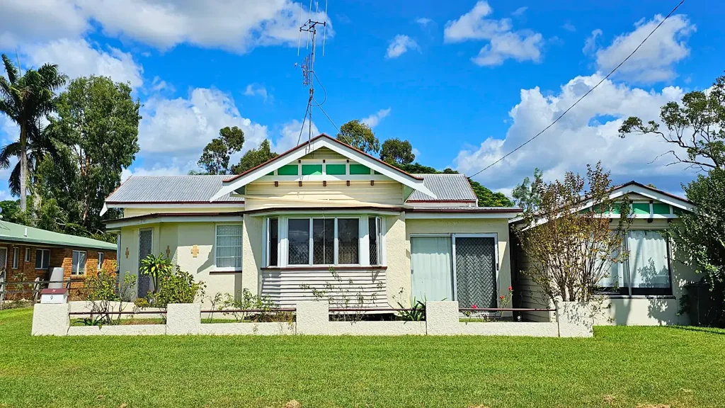 9 Elliott Street, Gayndah, QLD 4625