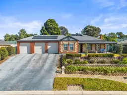 15 Plover Court, Hewett