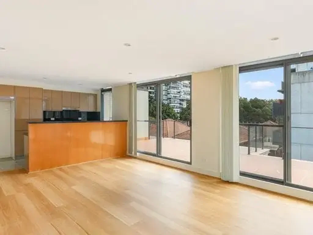 Penthouse Living in the Heart of Camperdown!
