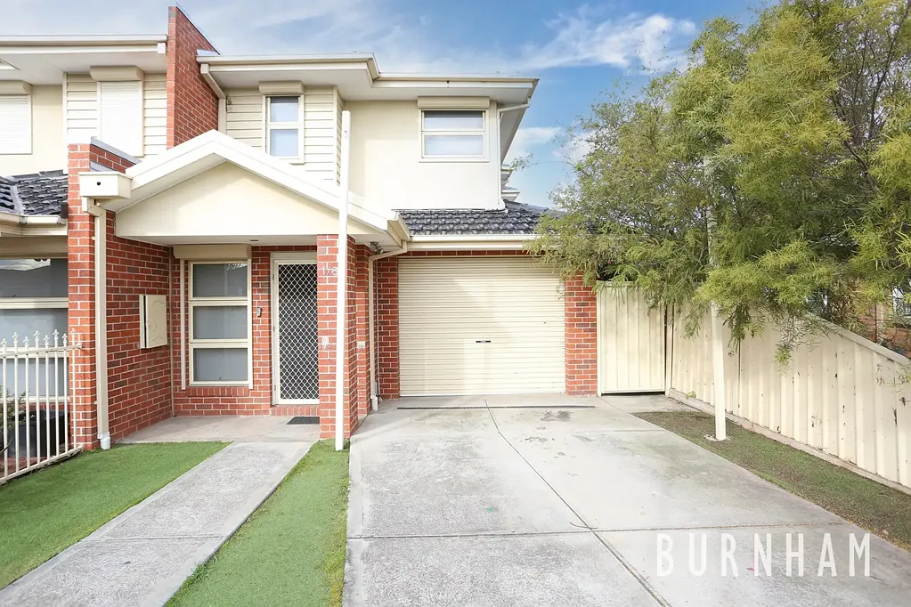 Modern & Convenient Living in Footscray