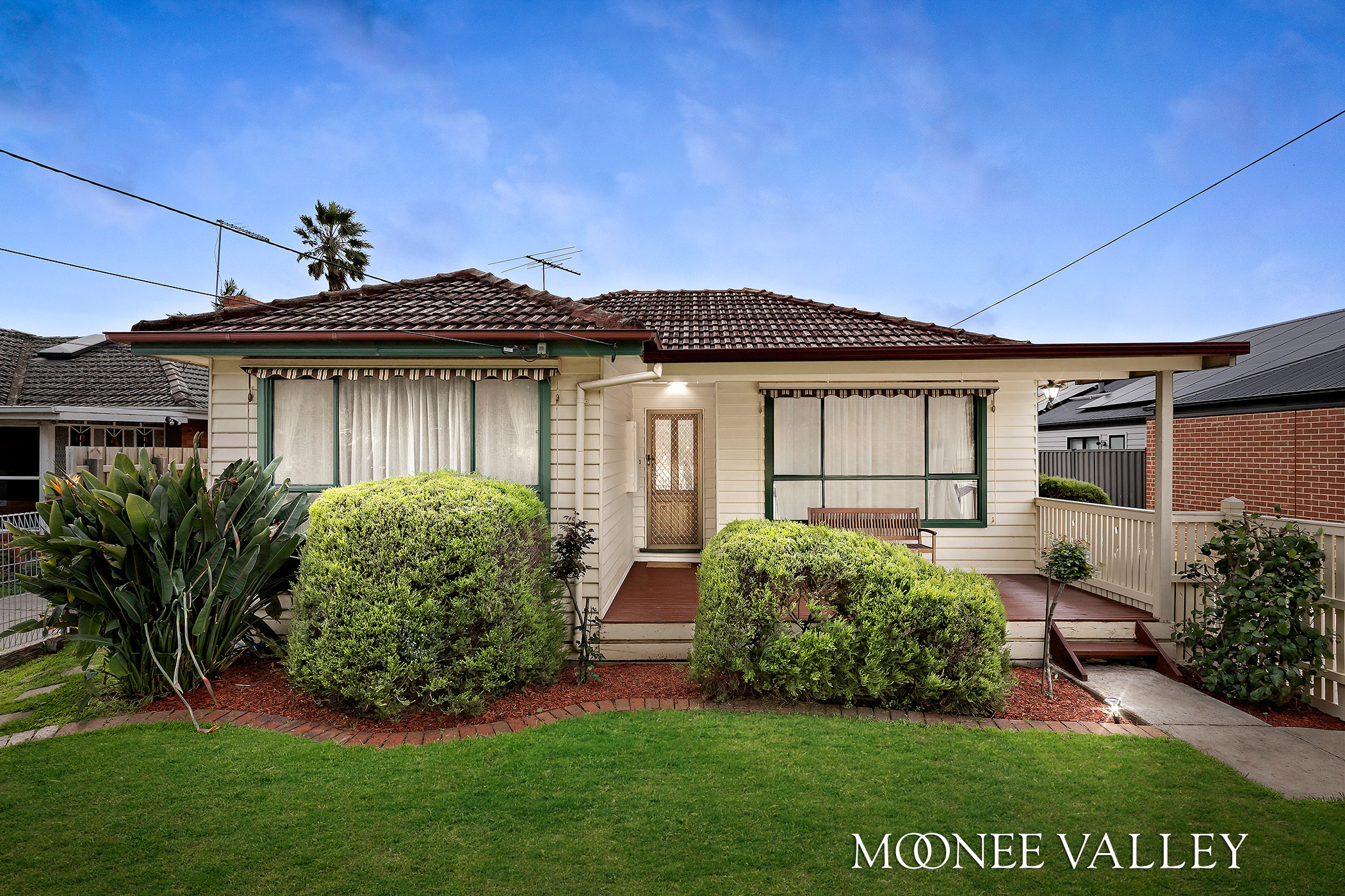 42 LAKE ST, AVONDALE HEIGHTS VIC 3034, 0 침실, 0 욕실, House