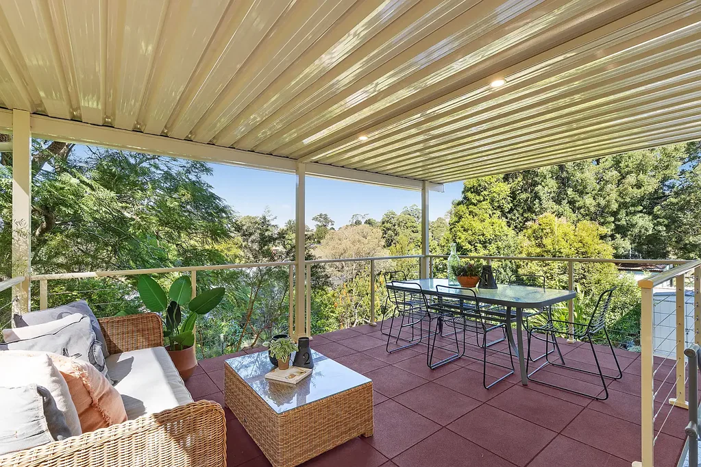 Berowra Heights 4Moenga CHARMING FAMILY HOME