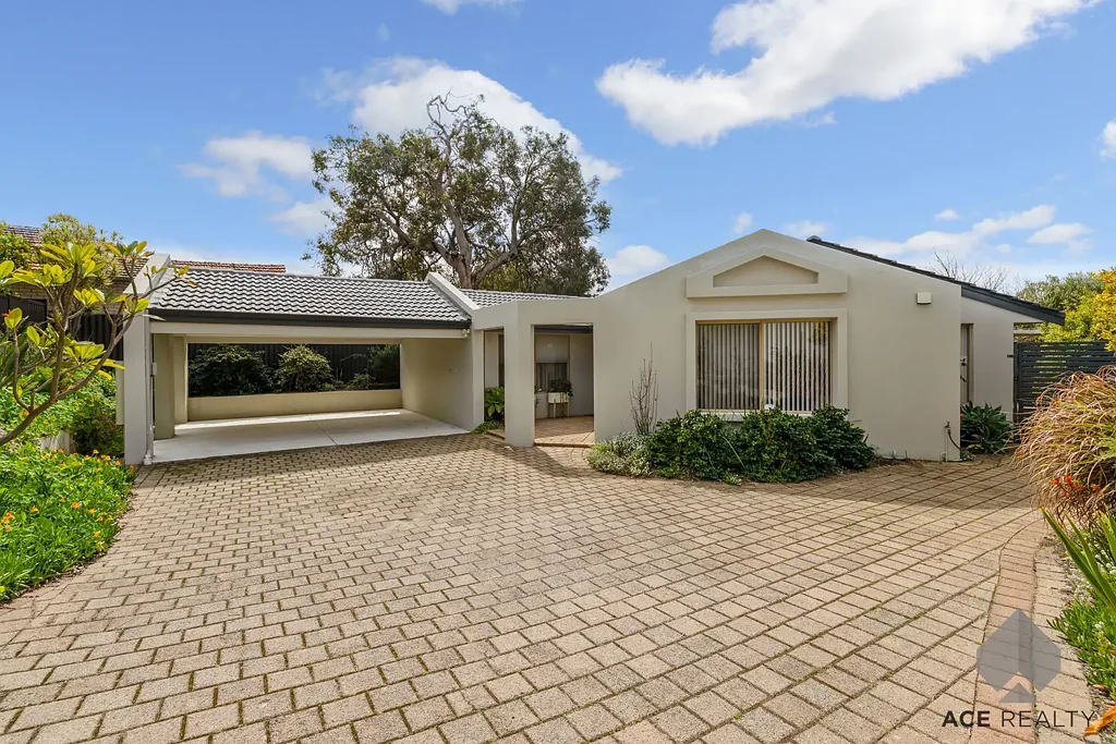 Melville 3房  BEAUTIFULLY RENOVATED WITH SPACE TO ENJOY