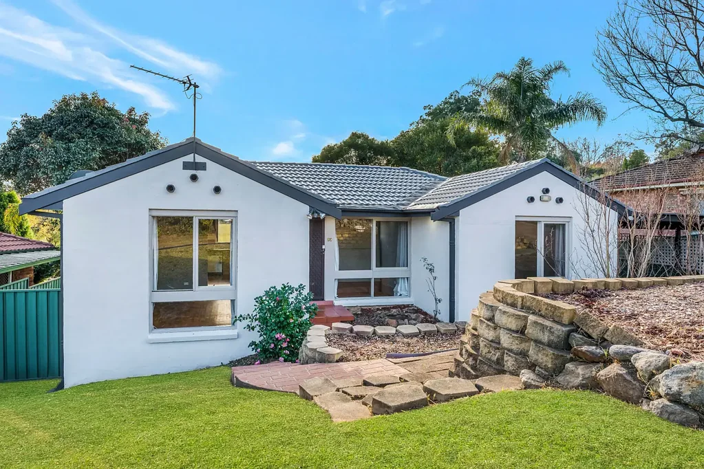 23 Jarndyce Avenue, Ambarvale, NSW 2560