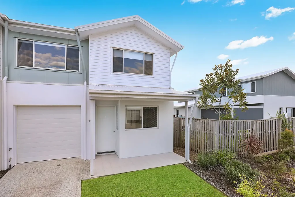Maroochydore 3房  Modern 3 bed townhouse with huge Courtyard