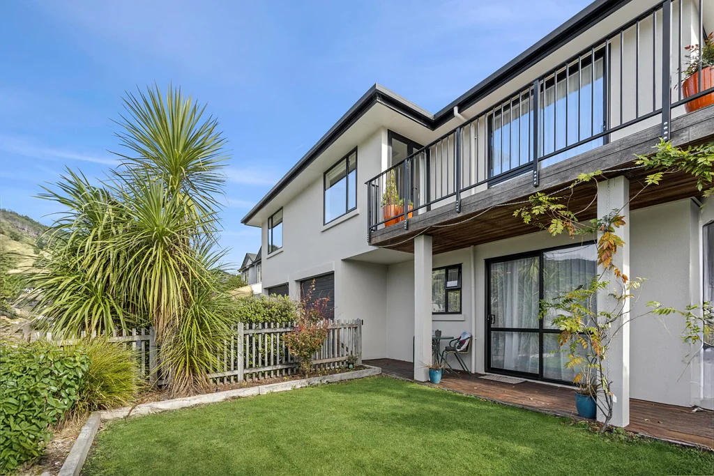 Richmond 3房  Modern comfort with versatile downstairs living