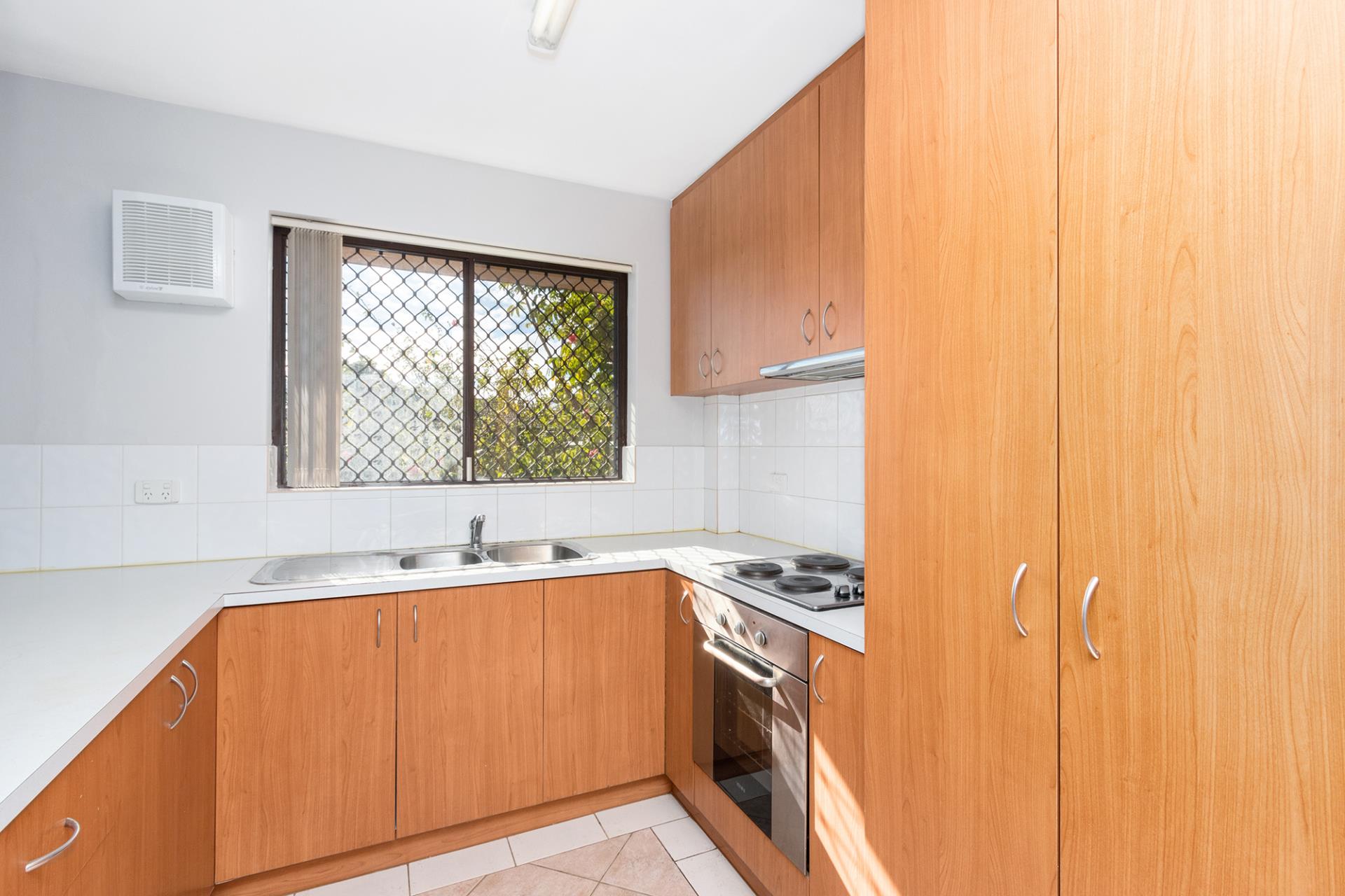 UNIT 10 46 KING GEORGE ST, VICTORIA PARK WA 6100, 0 chambres, 0 salles de bain, Unit