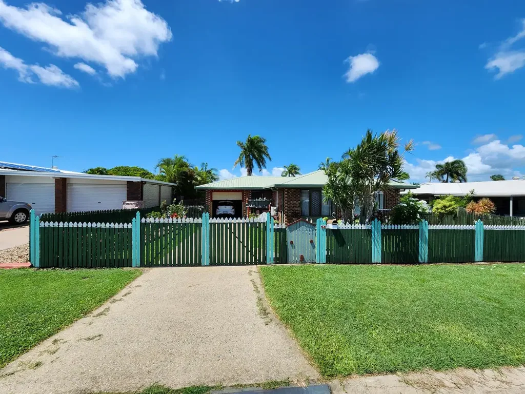 14 Pandanus Street, Beaconsfield, QLD 4740