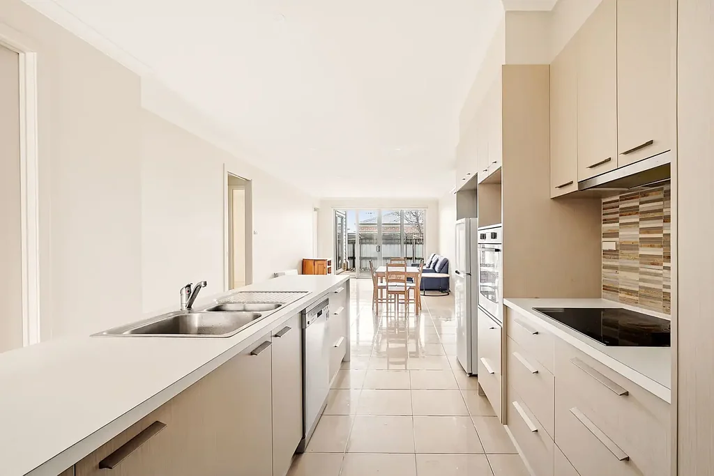 8 Alston Court, Warrnambool, VIC 3280