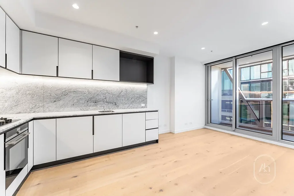 Two-Bedroom Apartment @ WEST SIDE PLACE