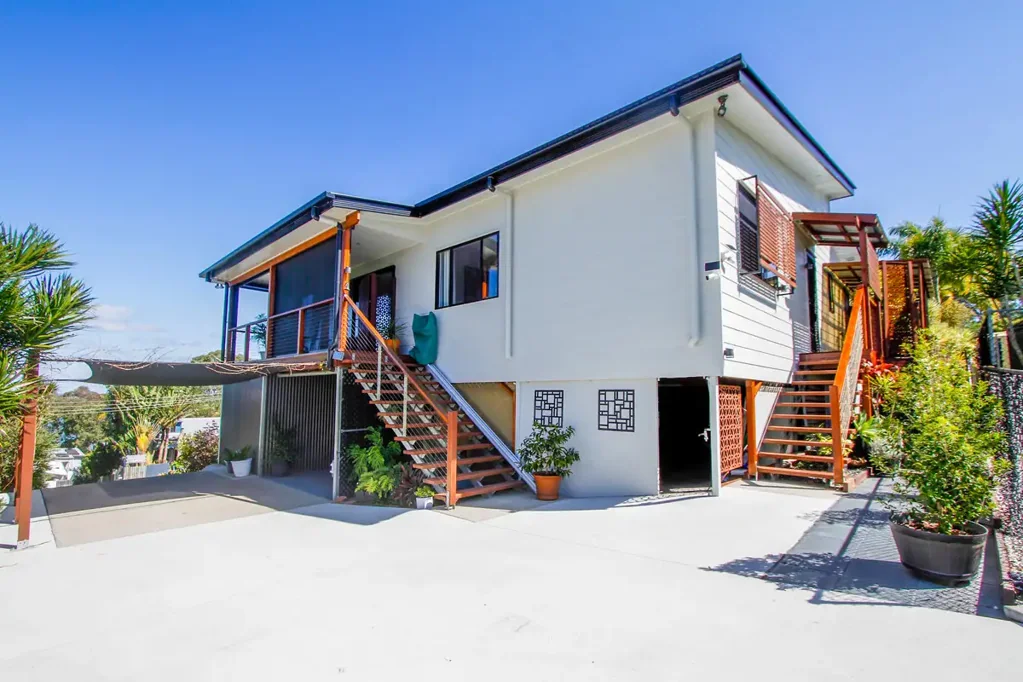 Enjoy the tranquillity of River Heads and bask in beautiful sunsets daily.