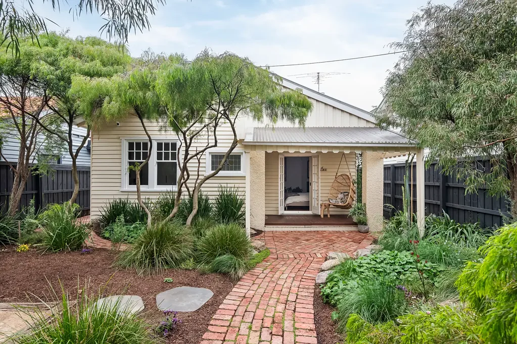 6 Wakanui Street, Northcote, VIC 3070