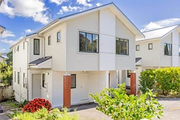 17/10-26 John Jennings Drive, Oteha