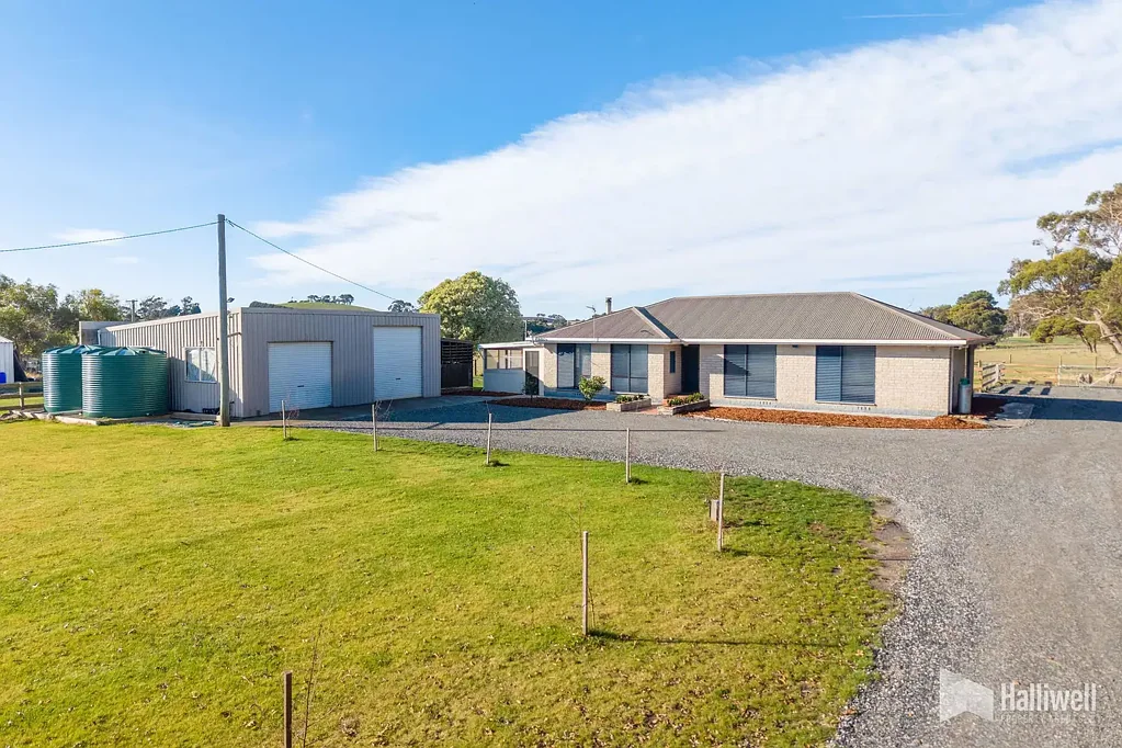 Wesley Vale 3 Bedroom Rural Living with Town Convenience