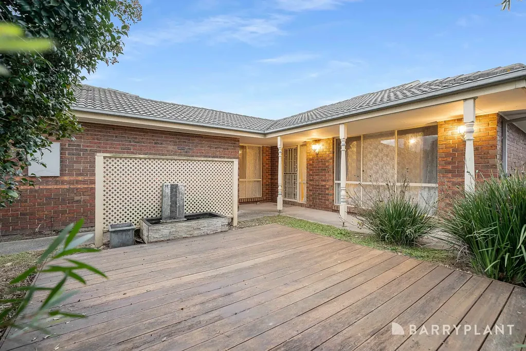 Pakenham 3Habitaciones A Family Favourite with Space Inside & Out!
