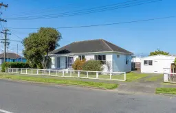 22 Whyte Street, Foxton