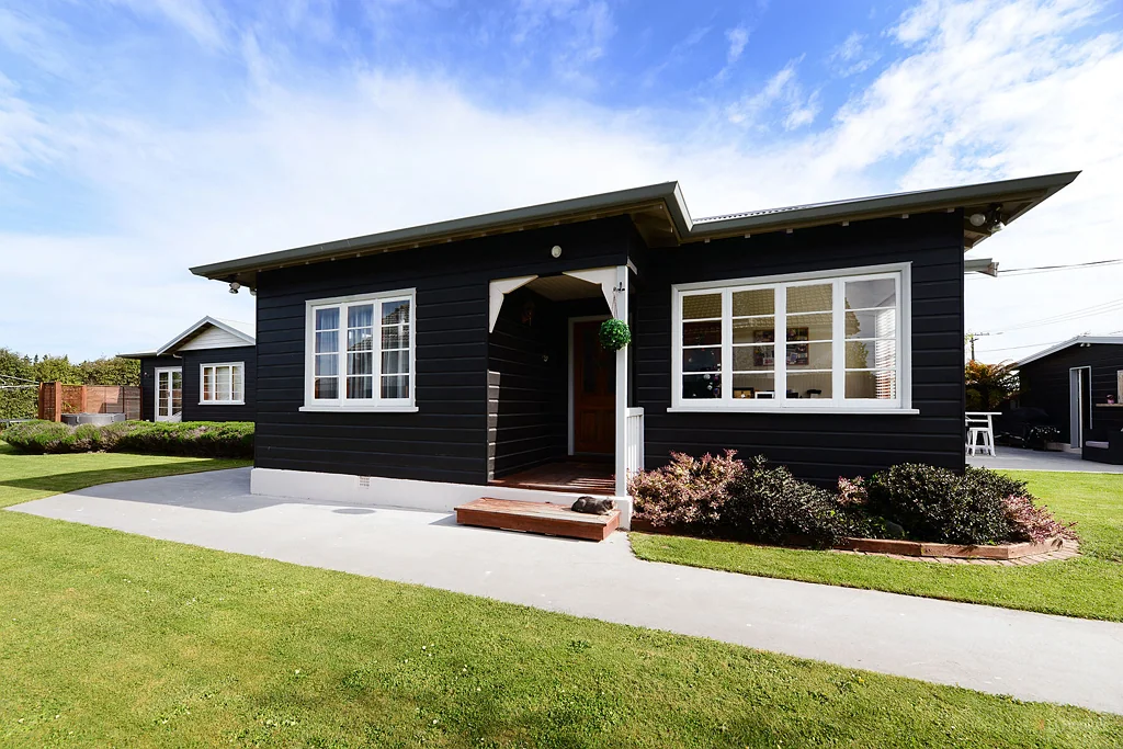 17 Thackeray Street, Saint Andrews, Waimate, Canterbury