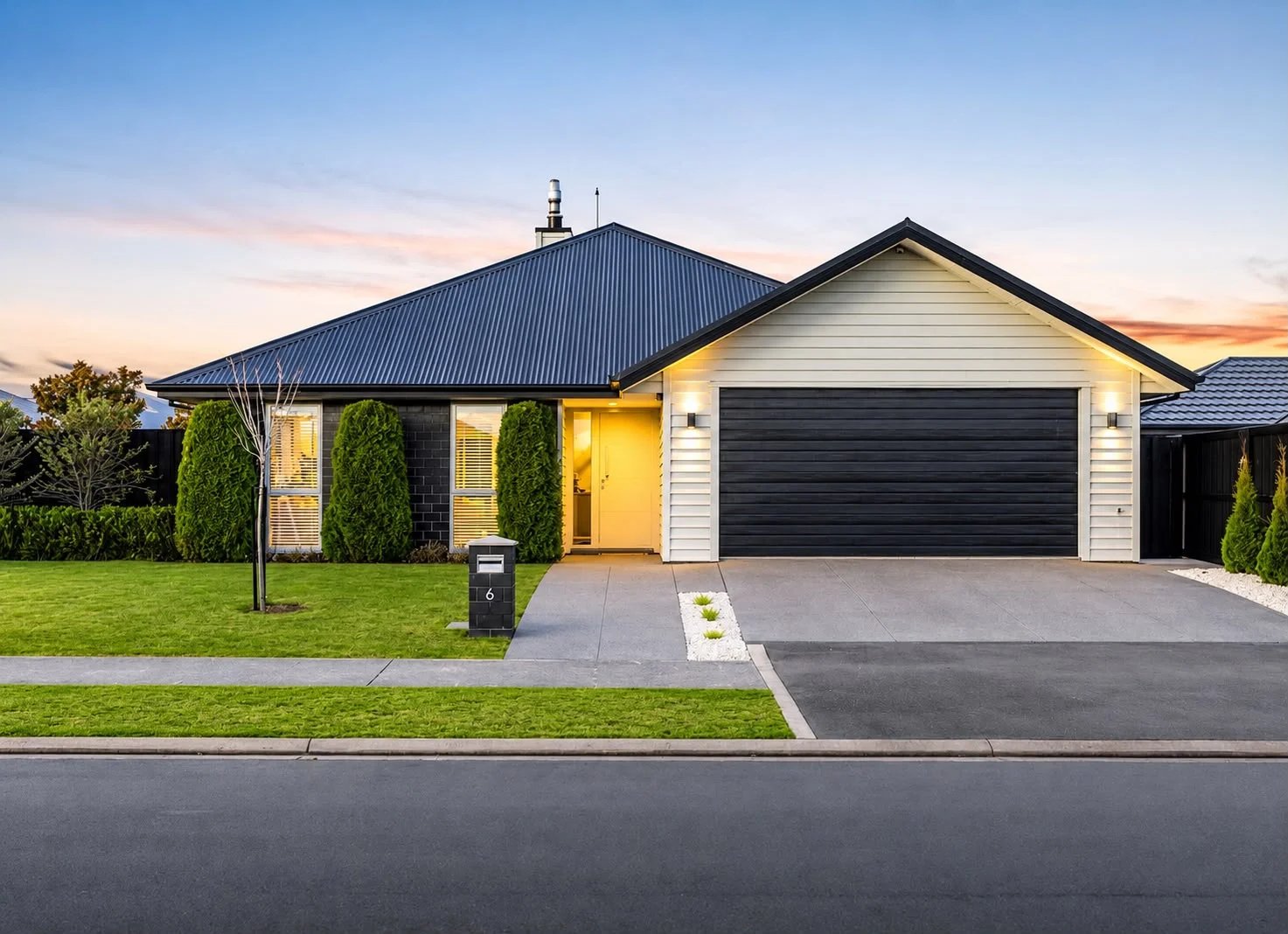 Rolleston 4chambre Space, Style & Steps from Lemonwood Grove