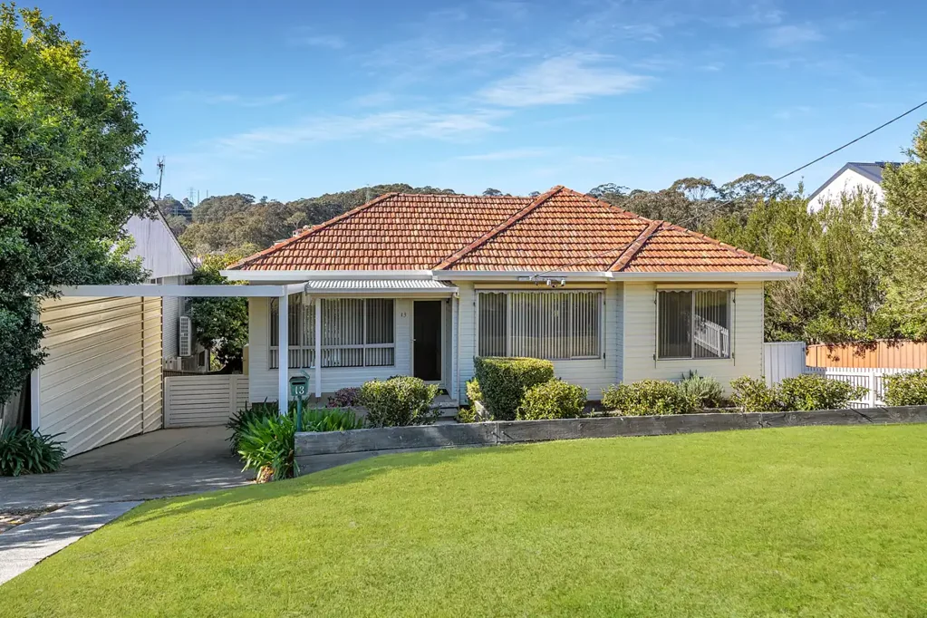 Kotara South 3 Slaapkamer A Much-Loved Home with Endless Potential