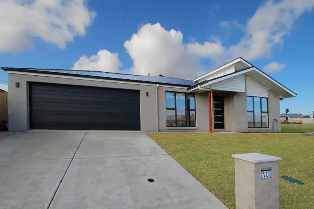 Stunning brand new home