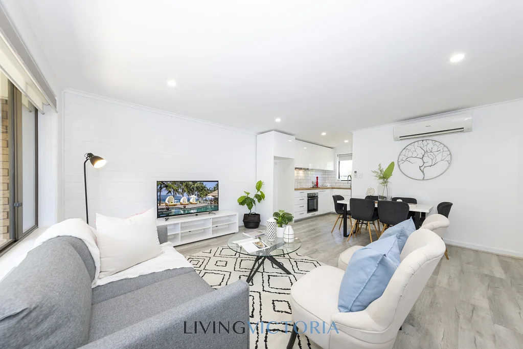 2/22 Laurence Avenue, Airport West, VIC 3042