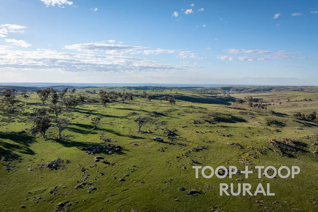 140 Pebbly Range Road, Tungkillo, SA 5236