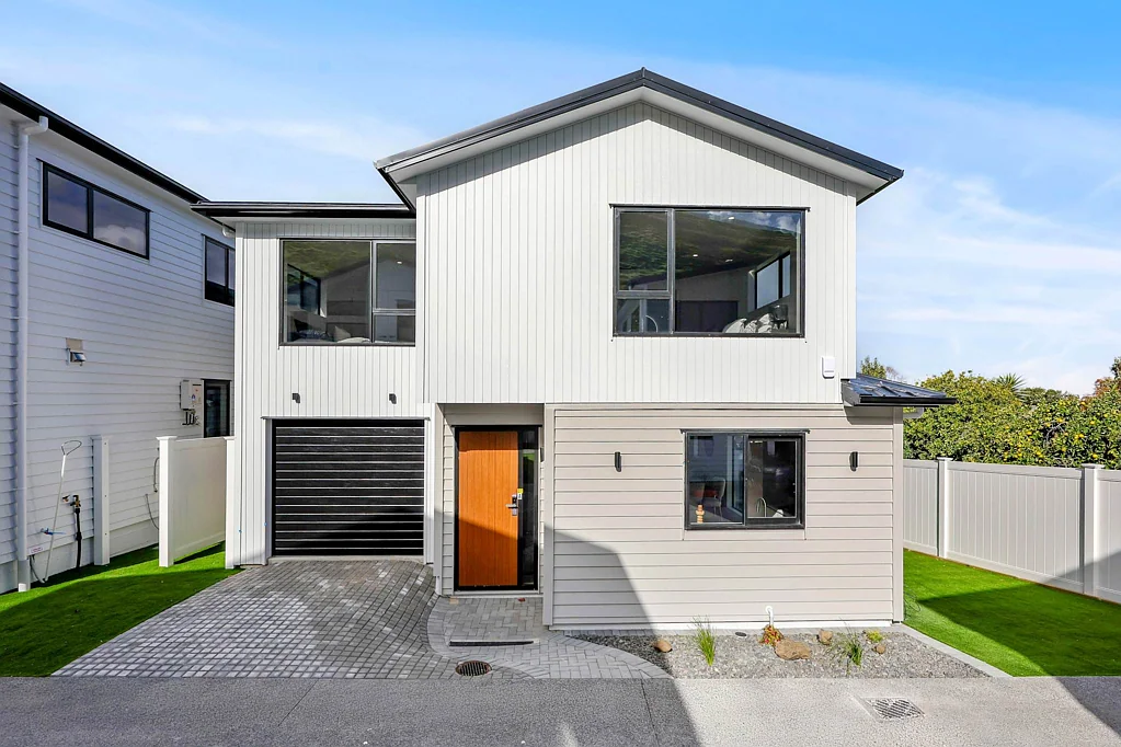 Mangere Bridge 4房  Most Affordable Design Living By The Park!