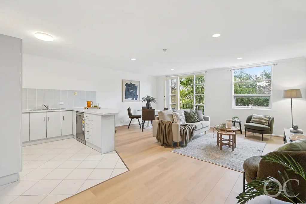 North Adelaide 1Habitaciones Open the Door to Secure City Living with Parkland Views