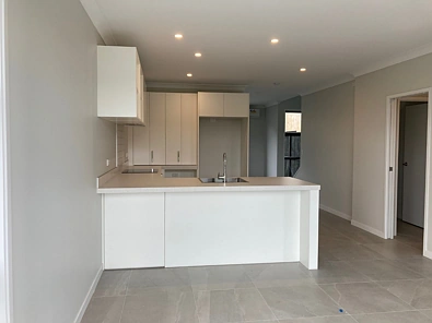 3 Bedroom, 2 Bathroom Townhouse in heart of Swanson