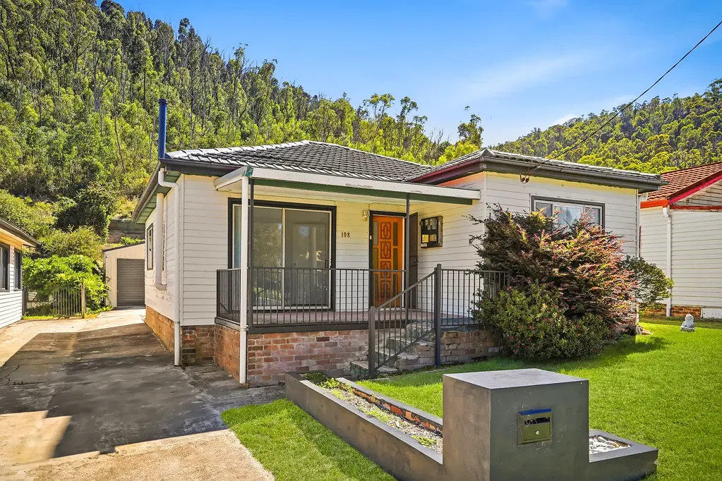 108 Sandford Avenue, Lithgow, NSW 2790
