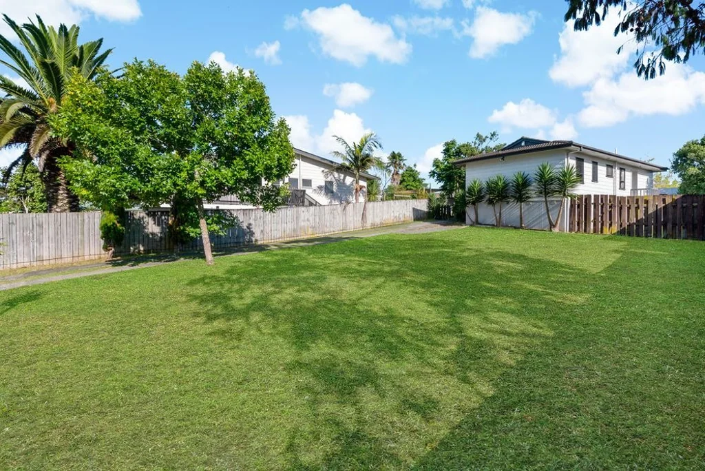 3 Bedroom Home With Outdoor Cabin