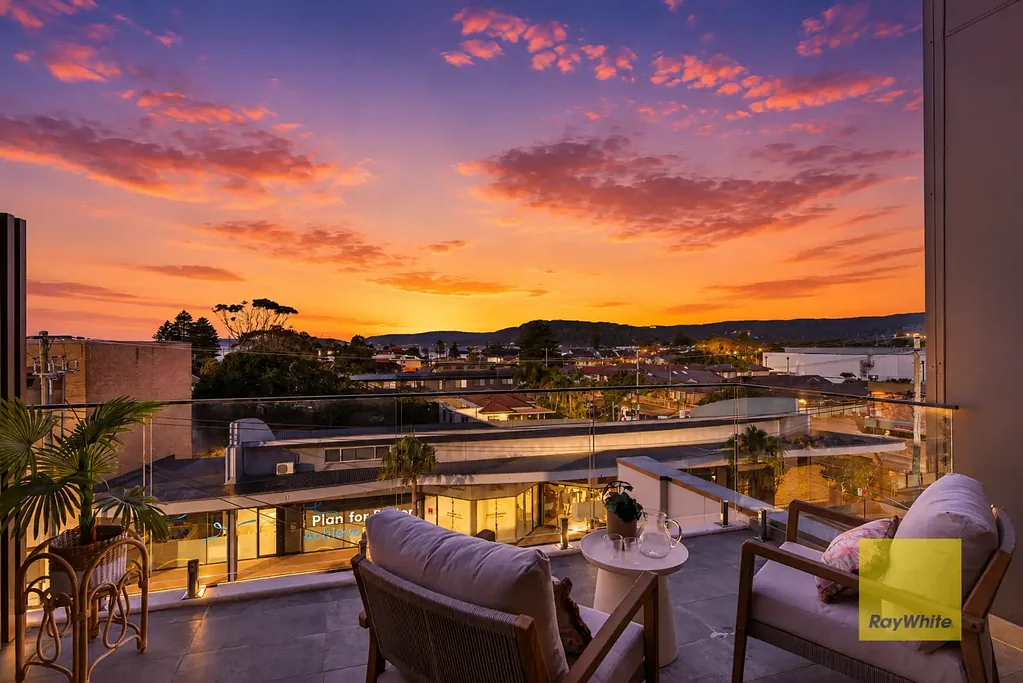 Luxury Coastal Apartment with Ocean Views