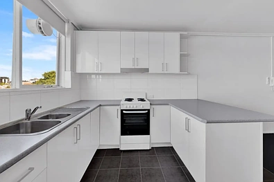 ਹੋਰ - 10/52 Baker Street, Richmond, VIC 3121