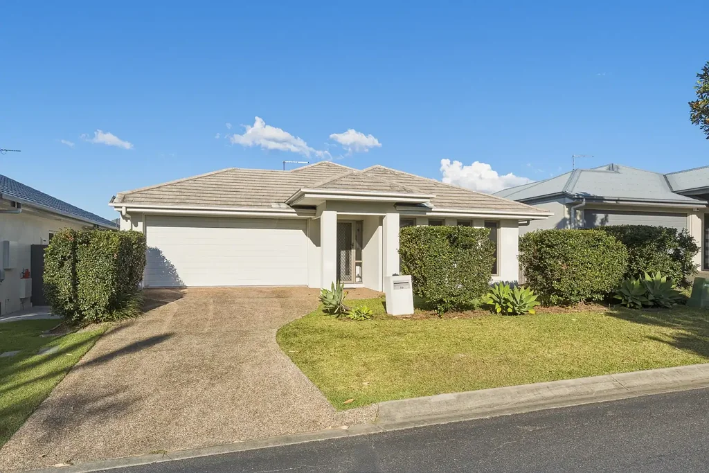 North Lakes 4房 North Lakes 备受追捧区域内的优质家庭住宅 Quality Family Home in Sought After North Lakes Pocket