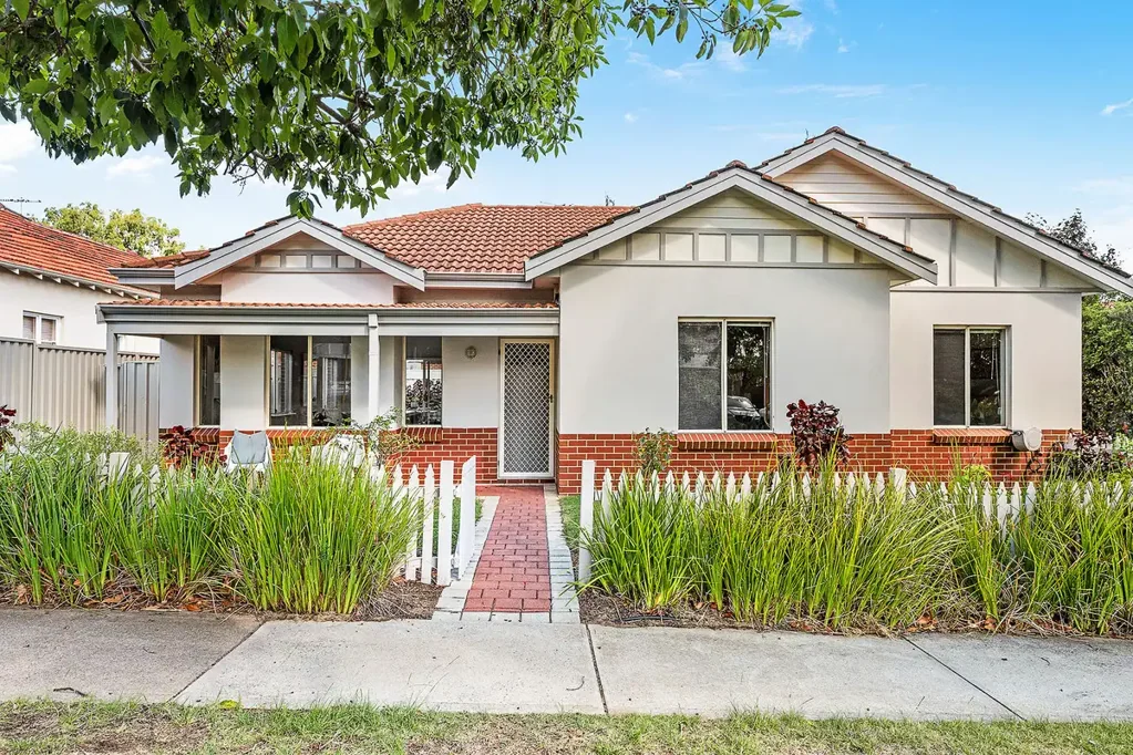 Mount Lawley 3房  Survey-strata residence