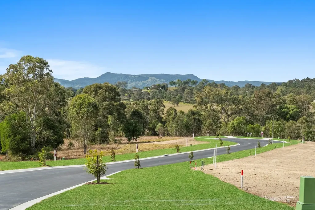 Jones Hill  Awaiting Titles, Start Building in September