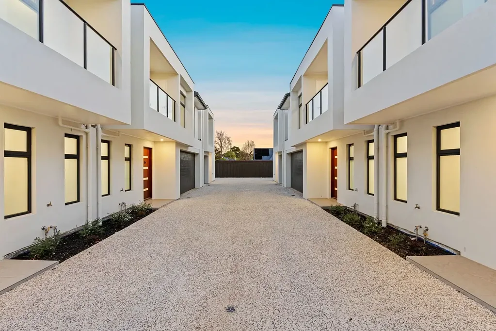 Glenelg East 3Habitaciones A limited collection. A premium location. A lifestyle designed for modern living.