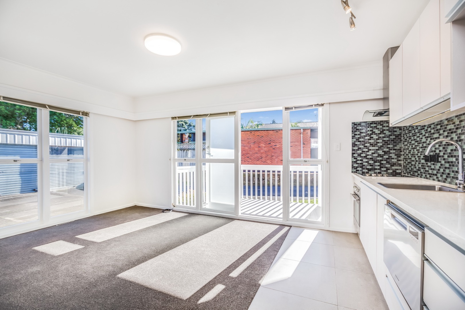 2/19 Thatcher Street, Mission Bay, Auckland, 2房, 1浴