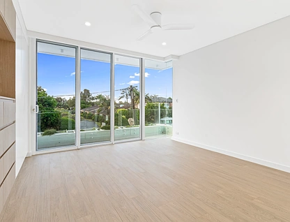 22 Fontainebleau Street, Sans Souci, St George, 4 habitaciones, 2 baños, Apartment