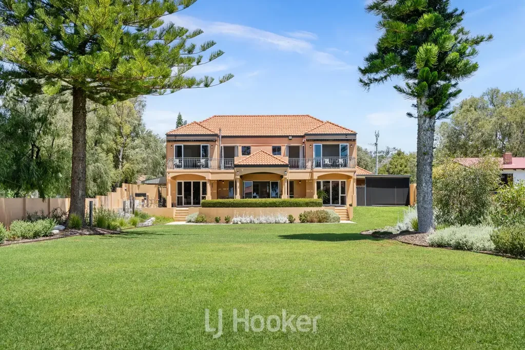 Marybrook 4غرفة نوم ABSOLUTE BEACHFRONT RESIDENCE