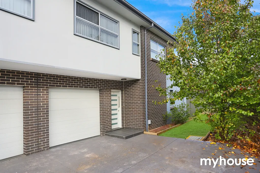 Penrith 3ਬੈੱਡਰੂਮ Stylish Townhouse With Huge Backyard