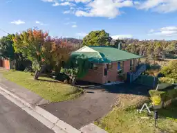 48 Crandon Crescent, Newnham