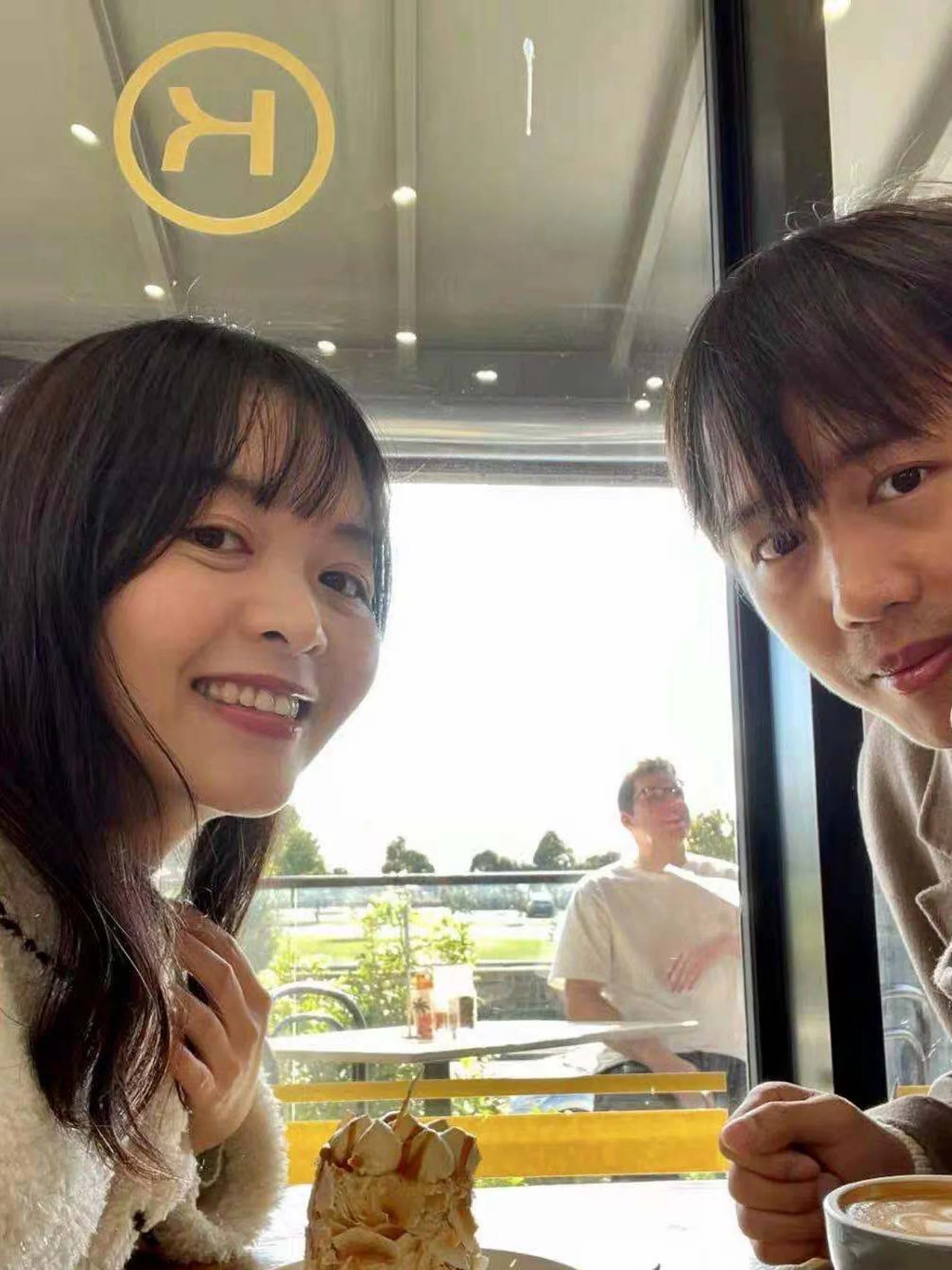 惨烈!西区发生严重车祸!华人夫妇当场死亡!亲属受困国内!入境无门!