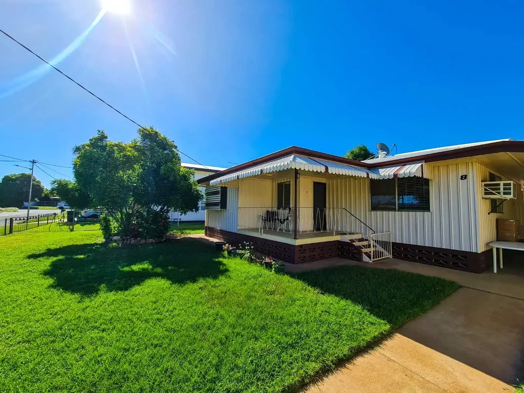 Mount Isa 3 Bedroom Sitting Pretty in Soldiers Hill