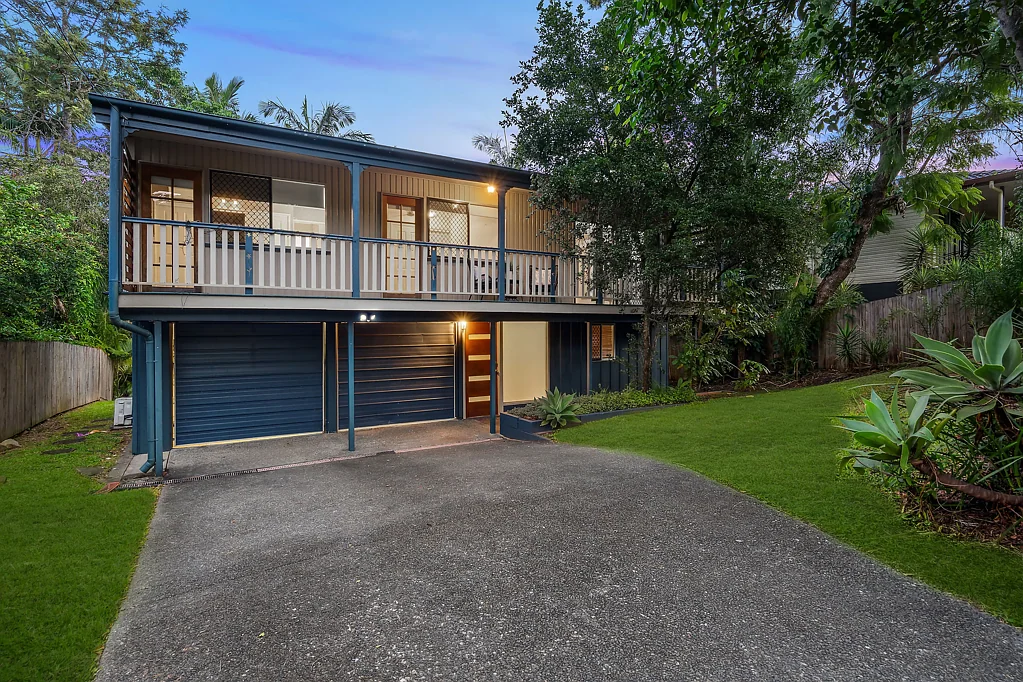 12 Tarnook Drive, Ferny Hills, QLD 4055