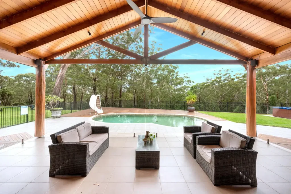 Falls Creek Hinterland Hideaway on Jervis Bay's Doorstep
