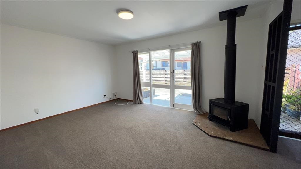 2/1 Lyren Place, Half Moon Bay, Auckland - Manukau, 3 habitaciones, 1 baños, House