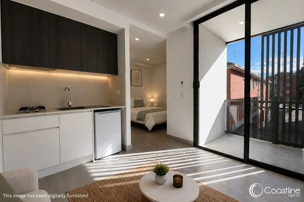 Contemporary Oversized Studio